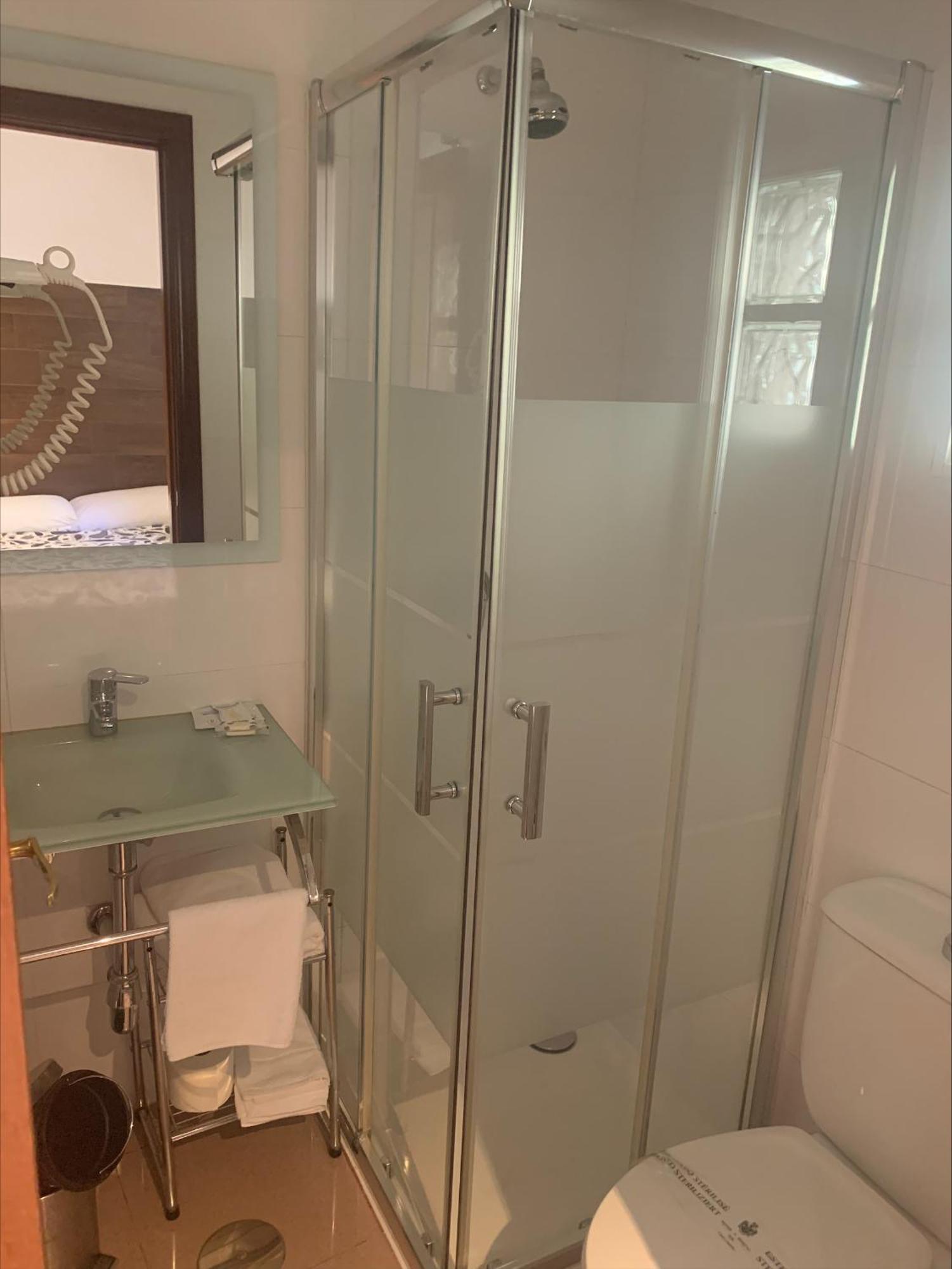טולדו Hostal Sol מראה חיצוני תמונה