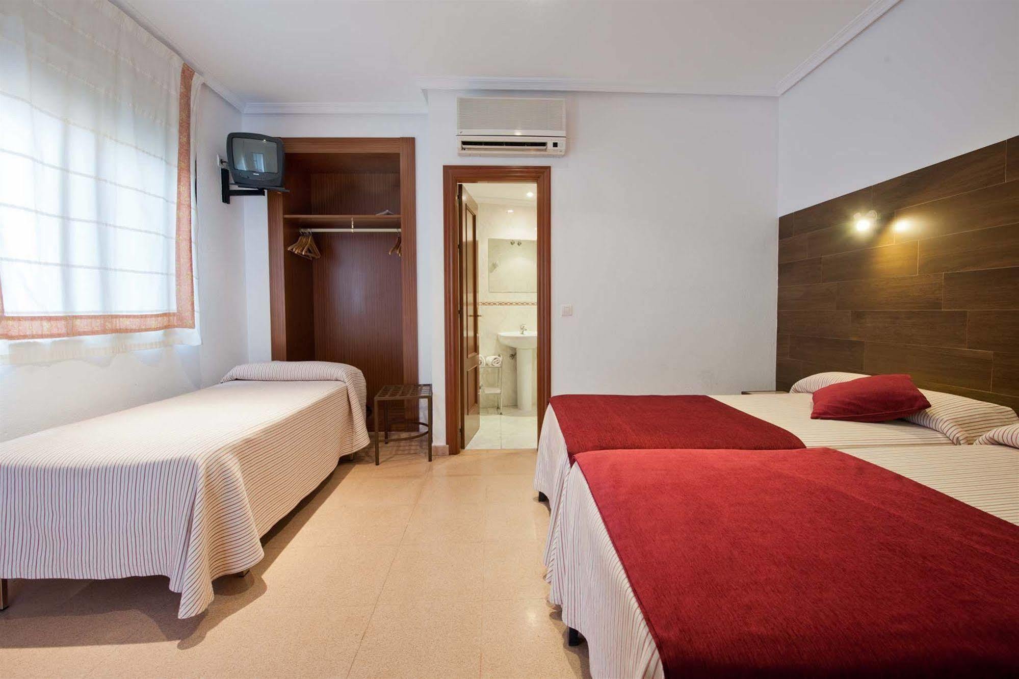 טולדו Hostal Sol מראה חיצוני תמונה