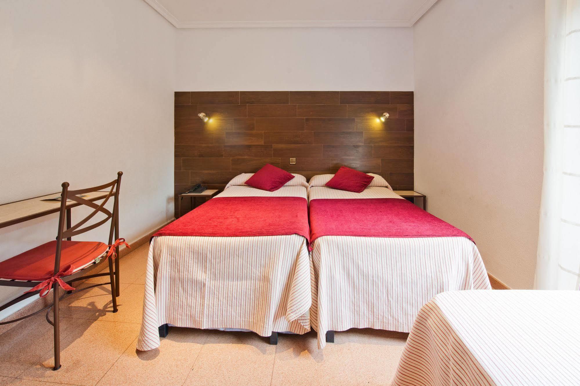 טולדו Hostal Sol מראה חיצוני תמונה