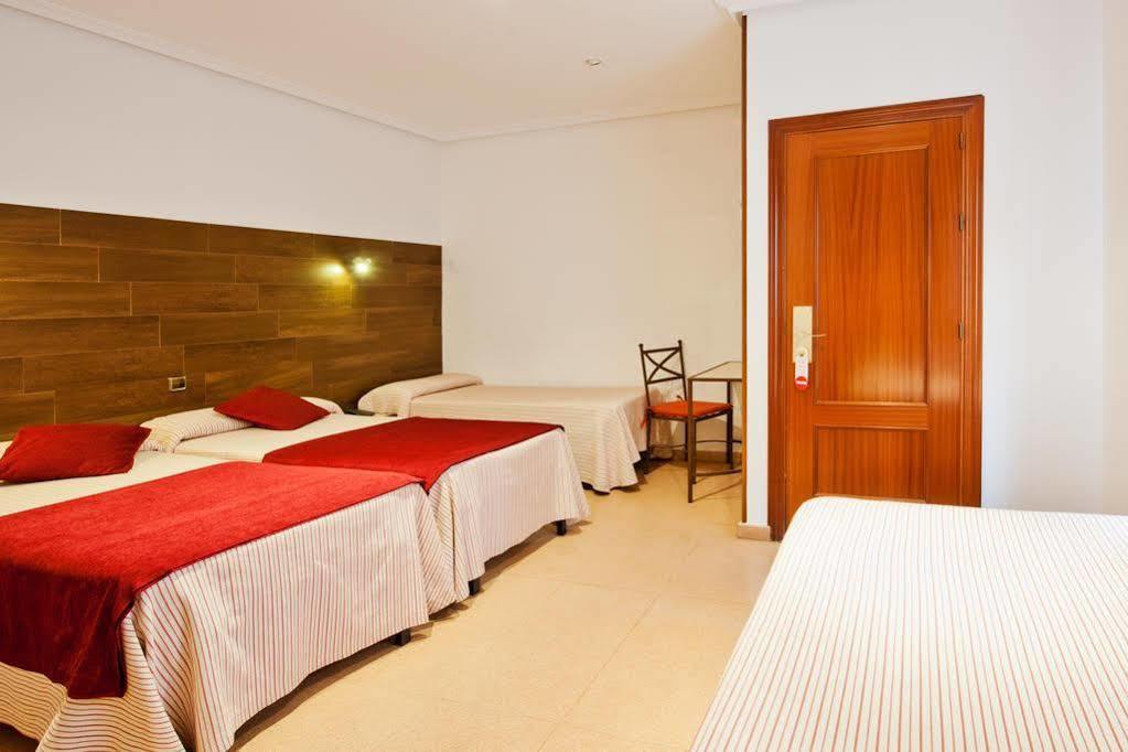 טולדו Hostal Sol מראה חיצוני תמונה